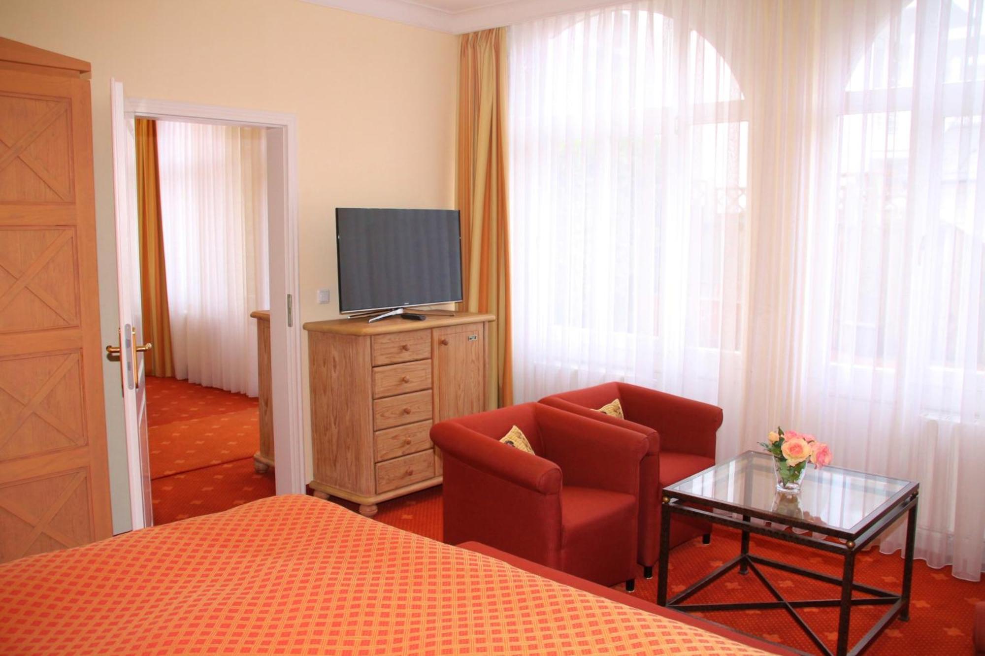 Romantik Im Hotel Villa Roehl Timmendorfer Strand Habitación foto